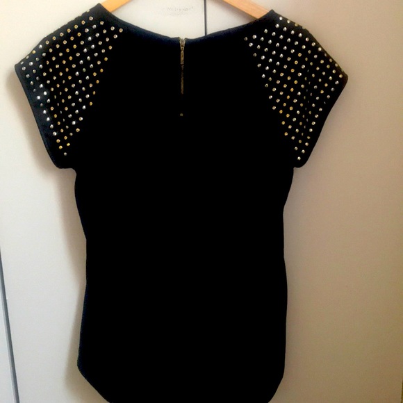 Black blouse with gold sleeve accessories - Picture 3 of 4